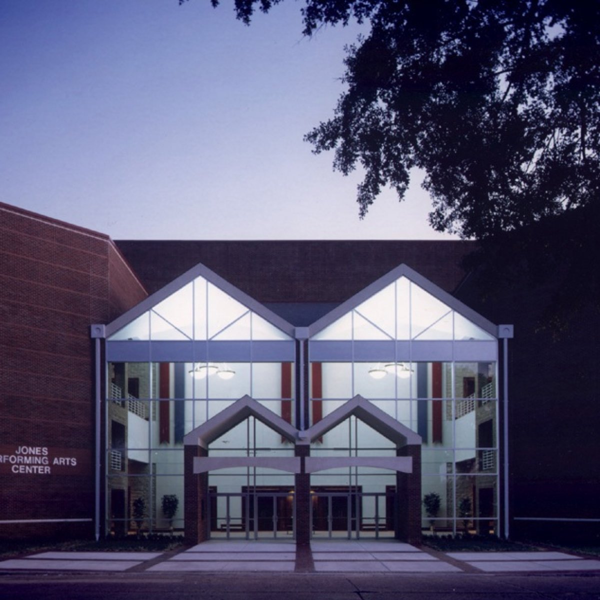 Jones Art Center 1