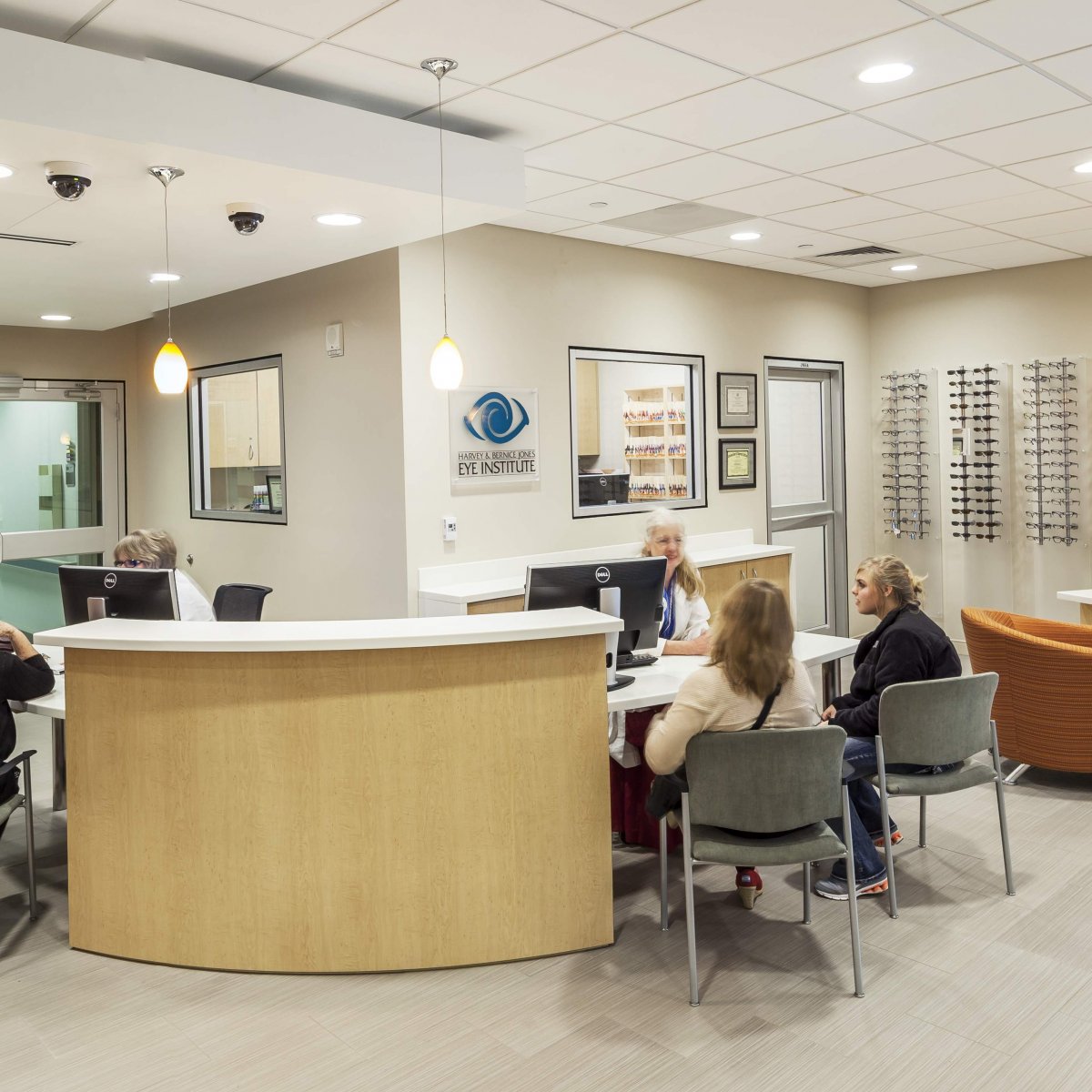 Optical shop PANO-5