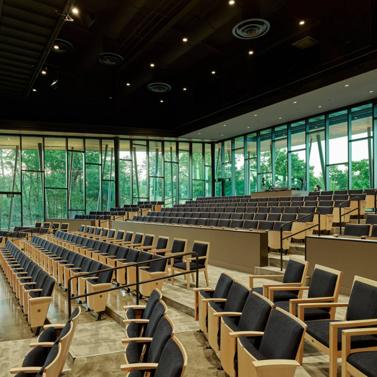 ©Tim-Hursley_TH070225_PSW_Opera-Ozarks_0270_EDIT